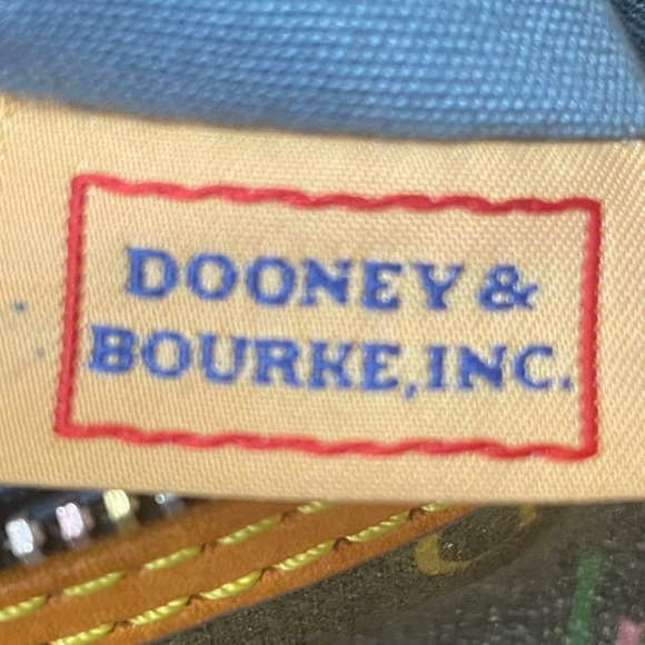 Dooney & Bourke Y2K "IT" Monogram Barrel Vintage Rainbow Bag - Picture 12 of 16